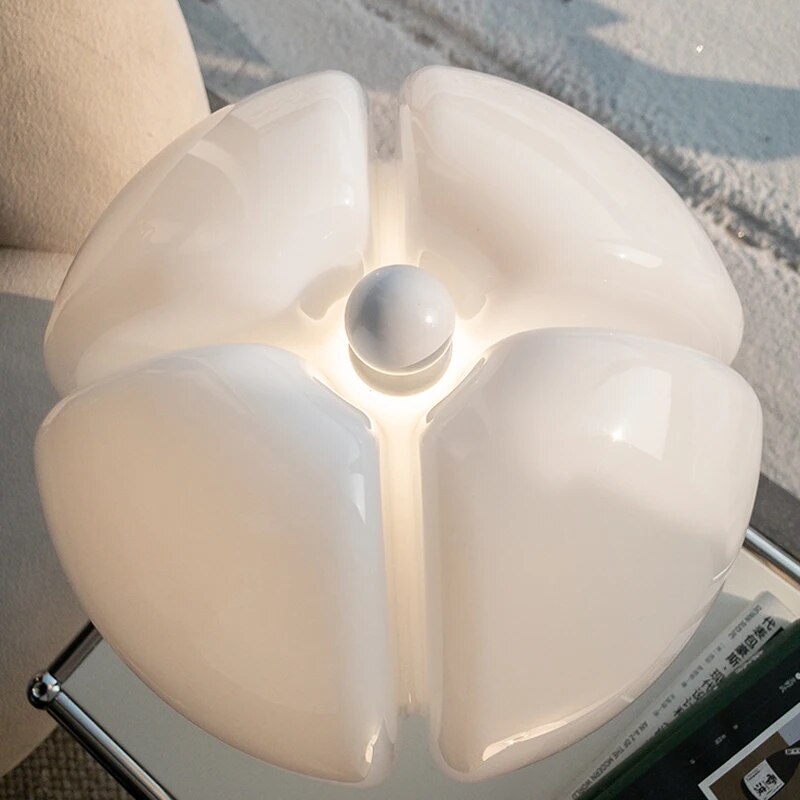 Lampe à Poser LED Modulable Pétale Blanc Mat Noir Brillant Tactile Bureau Chevet Salon Design Contemporain | Koossa