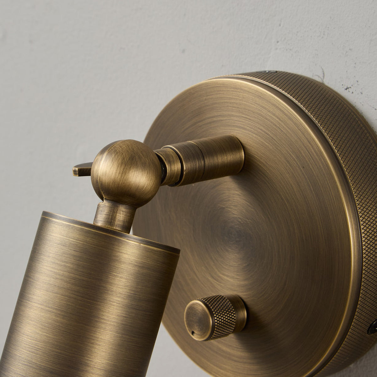 Integrated LED Wall Sconce 6W Brass Metal Warm Light Fixture for Hallway Bedroom Living Room Bathroom Vanity Modern Industrial Accent Light | Lonoma