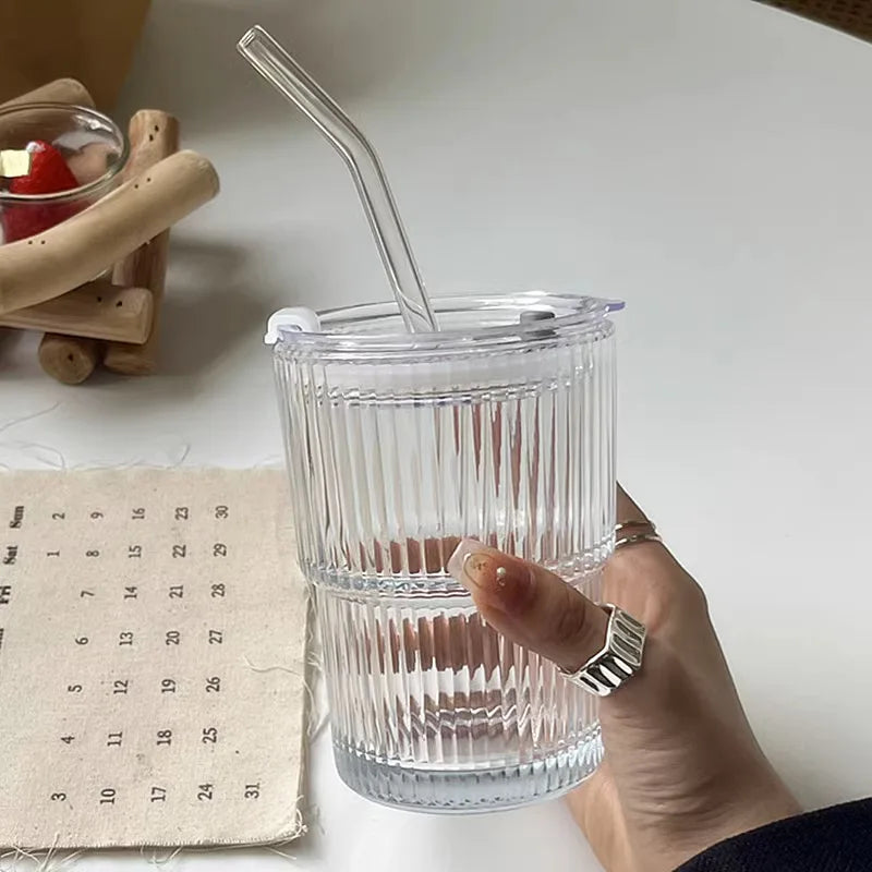 Gobelet isotherme côtelé en verre borosilicate double paroi avec paille réutilisable pour café thé nomade | Koossa