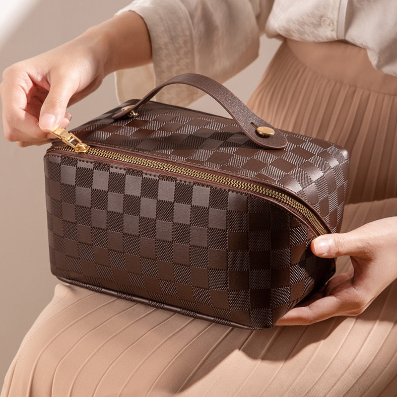 Women's Checkered Cosmetic Bag — Spacious Travel Make-Up Organiser with Multiple Compartments | Koossa