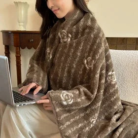Plush Throw Blanket Plaid Wearable with Pockets Soft Fleece for Couch Bed Travel Fall Winter Home Decor | Lonoma