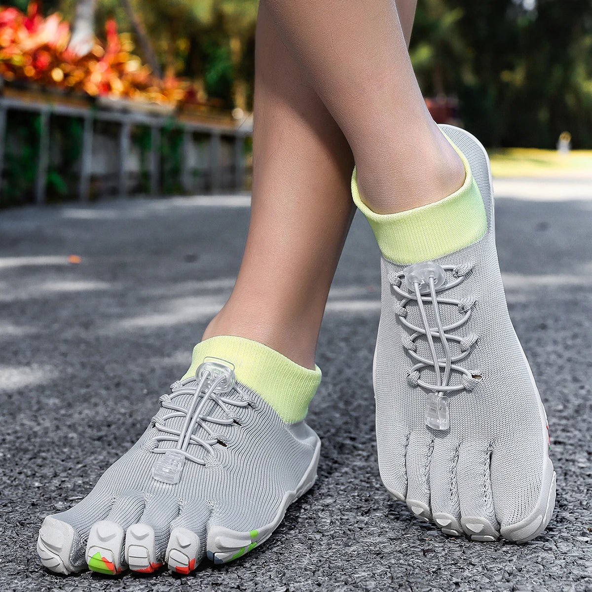 Five-Toe Water Shoes for Men Lightweight Aqua Socks for Beach Swimming Pool Yoga Barefoot Training Sneakers | Lonoma