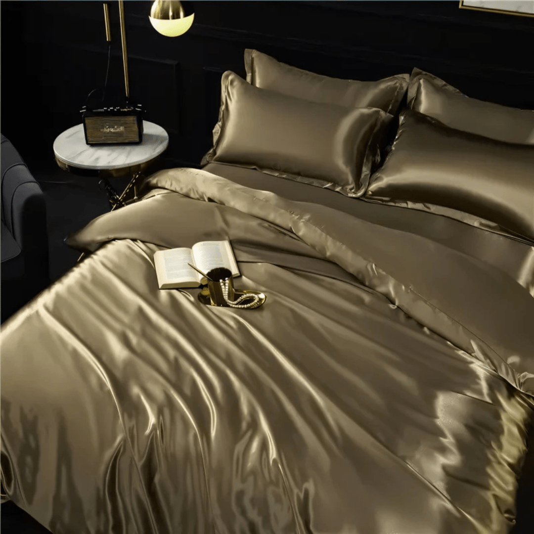 Pure Mulberry Silk Sheet Set 22 Momme Breathable Hypoallergenic Bedding for Temperature Control Smooth Hair & Skin | Lonoma