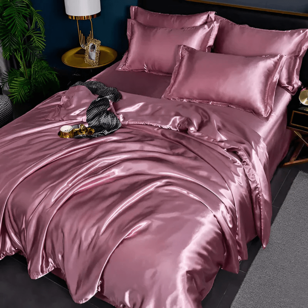 22 Momme Silk Bedding Set, Duvet Cover, Fitted Sheet & 2 Pillowcases, Temperature Regulating Hypoallergenic Luxury Bedroom Sheets | Lonoma