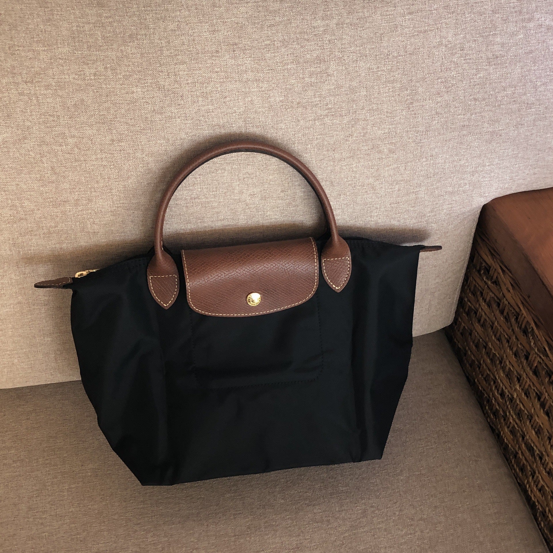 Women's Waterproof Foldable Handbag — Elegant Compact Shoulder Bag for Everyday Use & Travel | Koossa