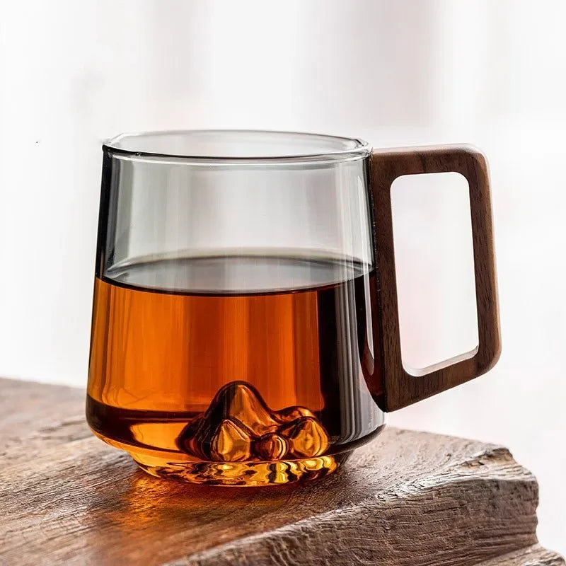 Tasse en verre double paroi 300 ml motif montagne et poignée bois pour café thé boissons chaudes froides | Koossa