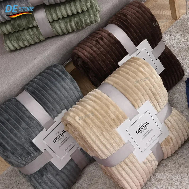 Coral Fleece Throw Blanket Plush Checkered Pattern for Couch Bed Winter Warmth Adults Kids Pets | Lonoma