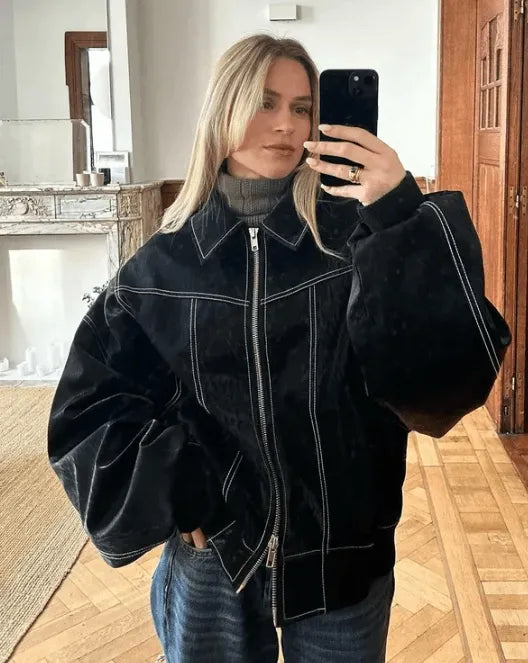 Women's Black Oversized Jacket — Contemporary Relaxed Fit for Autumn, Winter & Spring Outings | Koossa