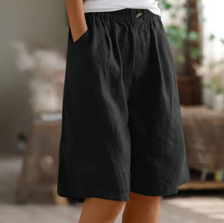 Relaxed Cotton Shorts in Thirteen Colours for Effortless Summer Days | Women's Casual Tailored Shorts | Koossa