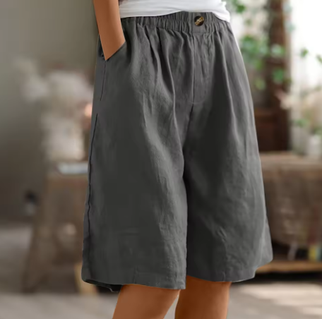 Relaxed Cotton Shorts in Thirteen Colours for Effortless Summer Days | Women's Casual Tailored Shorts | Koossa