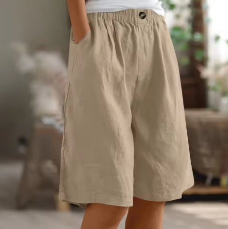 Relaxed Cotton Shorts in Thirteen Colours for Effortless Summer Days | Women's Casual Tailored Shorts | Koossa