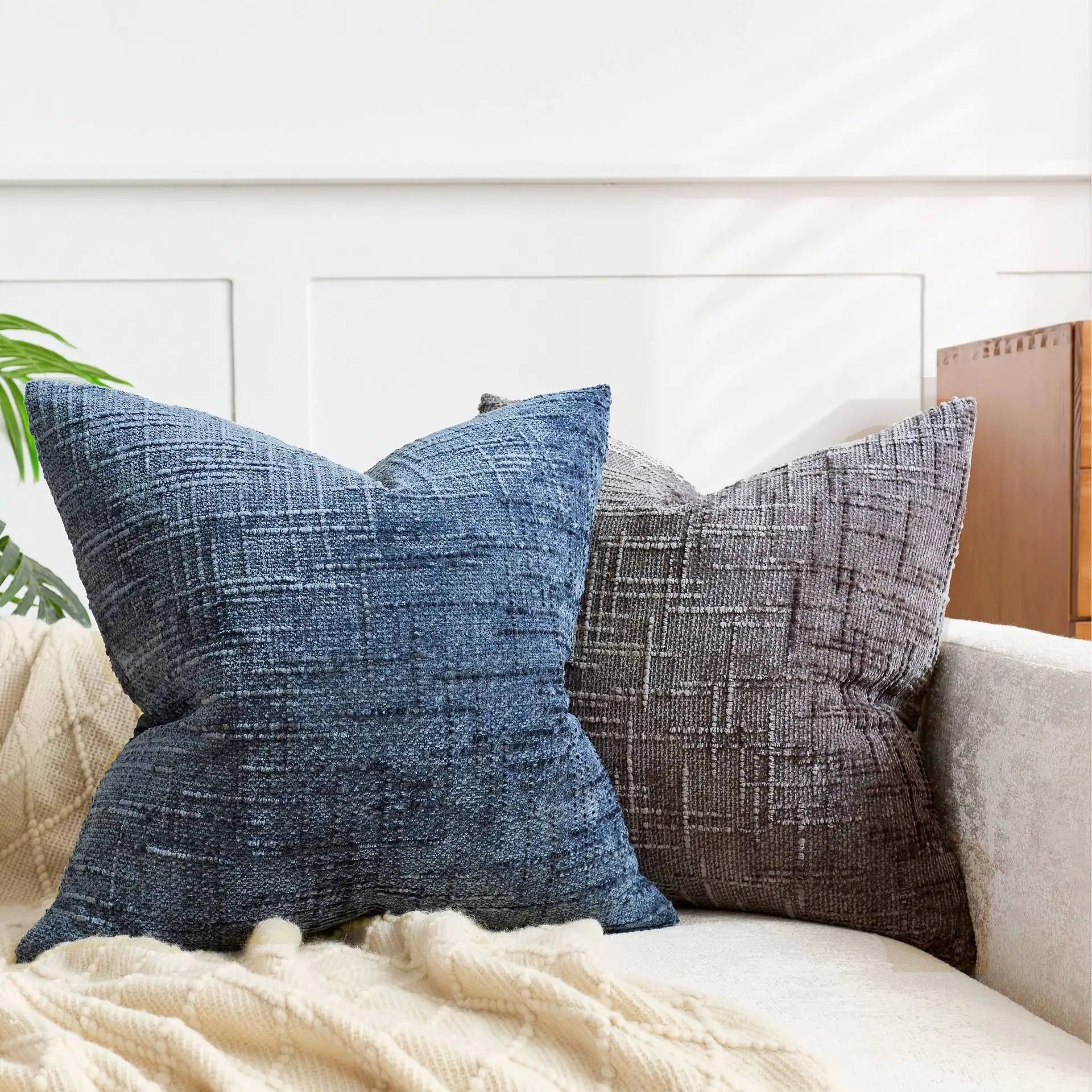 Housse de Coussin Chenille Effet Bambou Uni 45 cm pour Canapé et Chambre à Coucher Décoration Intérieure | Koossa