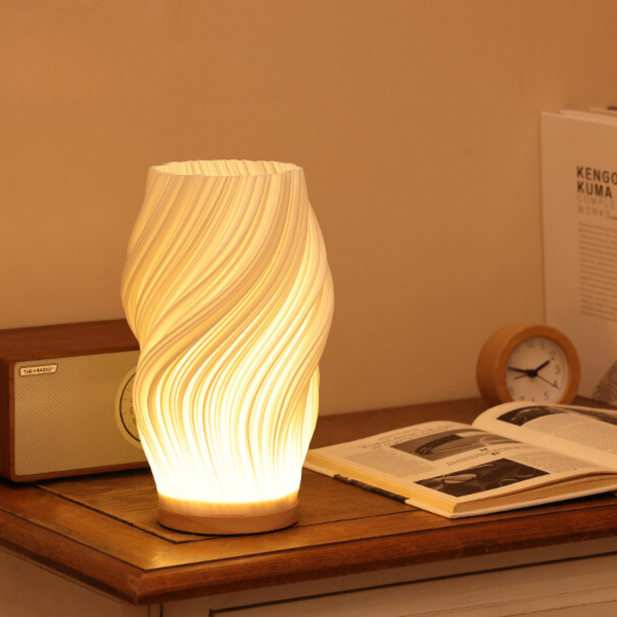 Lampe à poser en verre ondulé et fer dimmable E14 LED éclairage décoratif chambre salon design sculptural | Koossa