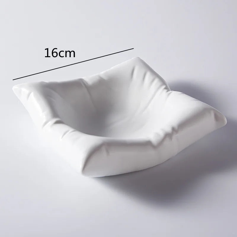 Cloud-Shaped Porcelain Serving Bowl, White or Black Ceramic Dinnerware for Soup, Salad, Pasta, Rice, Kitchen and Dining Table | Lonoma
