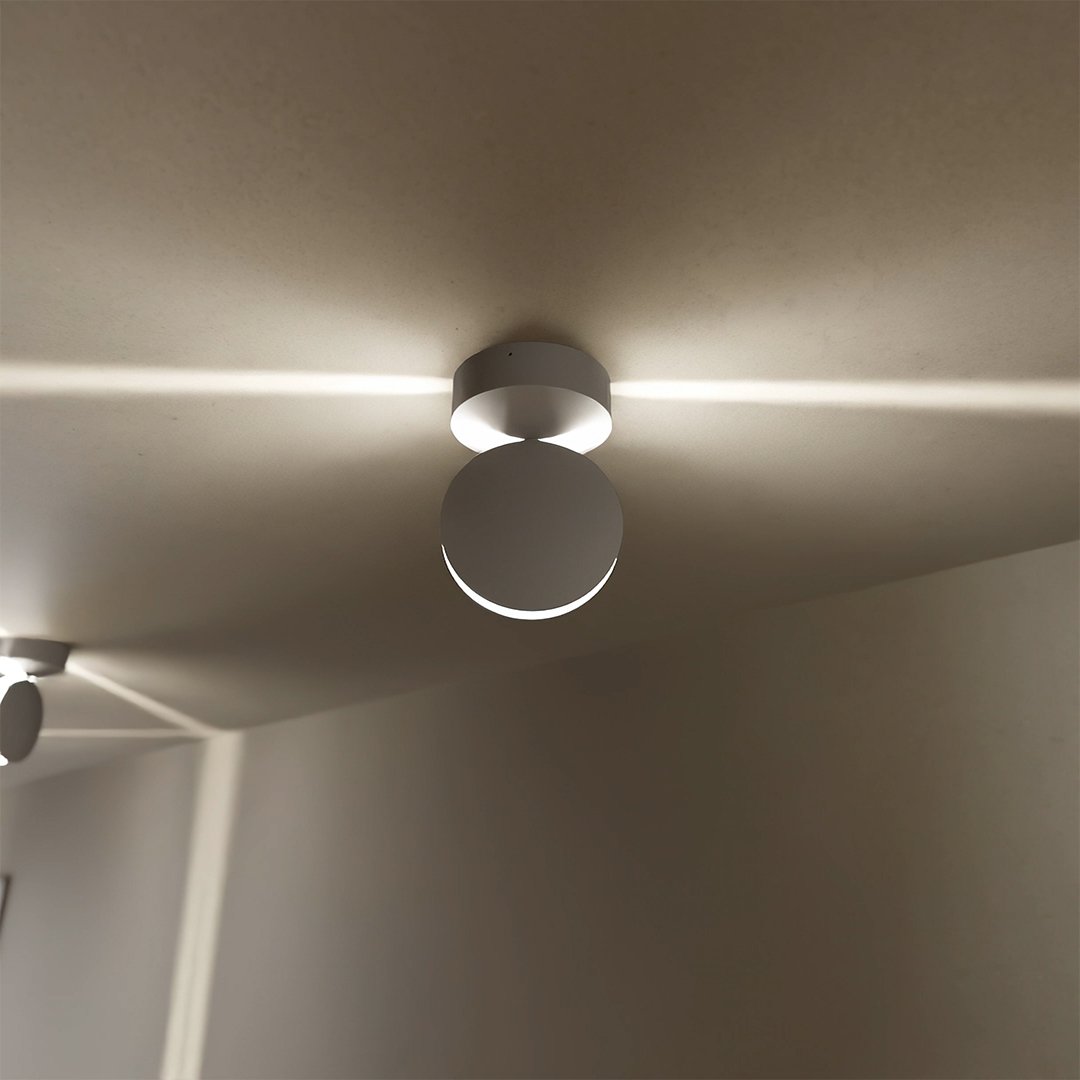 Applique murale LED orientable 360° aluminium blanc chaud éclairage d'accentuation mural intérieur moderne | Koossa
