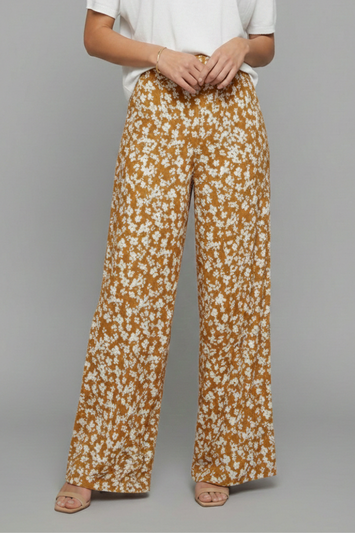 Wide-Leg Palazzo Trousers in Floral Print – Flowing Silhouette for Relaxed Summer Elegance | Koossa