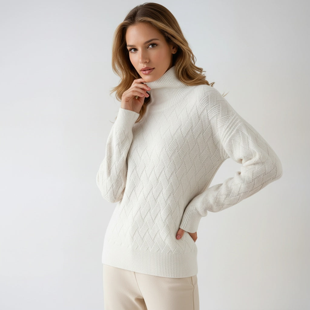Pure Cashmere Crew Neck Jumper in White and Camel – Luxuriously Soft Knit for Effortless Elegance and Year-Round Layering | Koossa