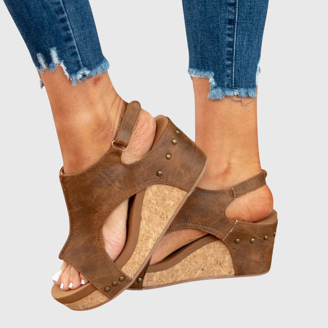 Women's Open-Toe Platform Sandals in Soft Leather | Supportive Elevated Sole for Everyday Comfort and Warm-Weather Style | Koossa