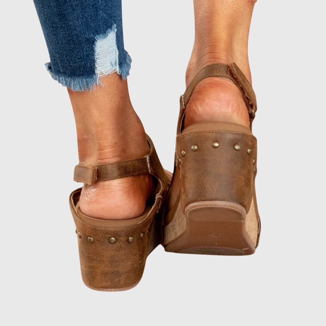 Women's Open-Toe Platform Sandals in Soft Leather | Supportive Elevated Sole for Everyday Comfort and Warm-Weather Style | Koossa