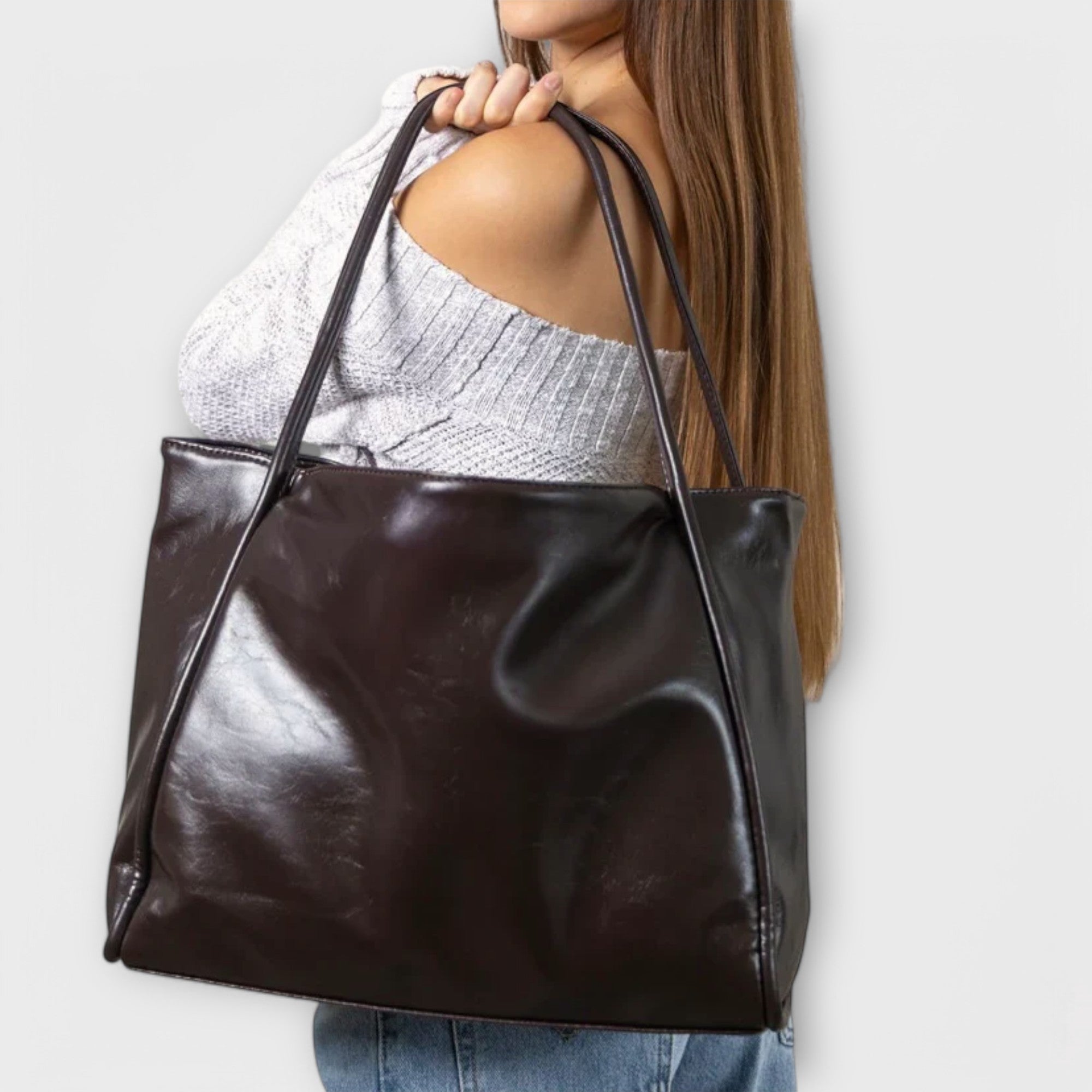 Structured Leather Shoulder Handbag in Classic Colours for Everyday Elegance | Timeless Design | City-Ready Accessory | Professional & Casual Wear | Koossa