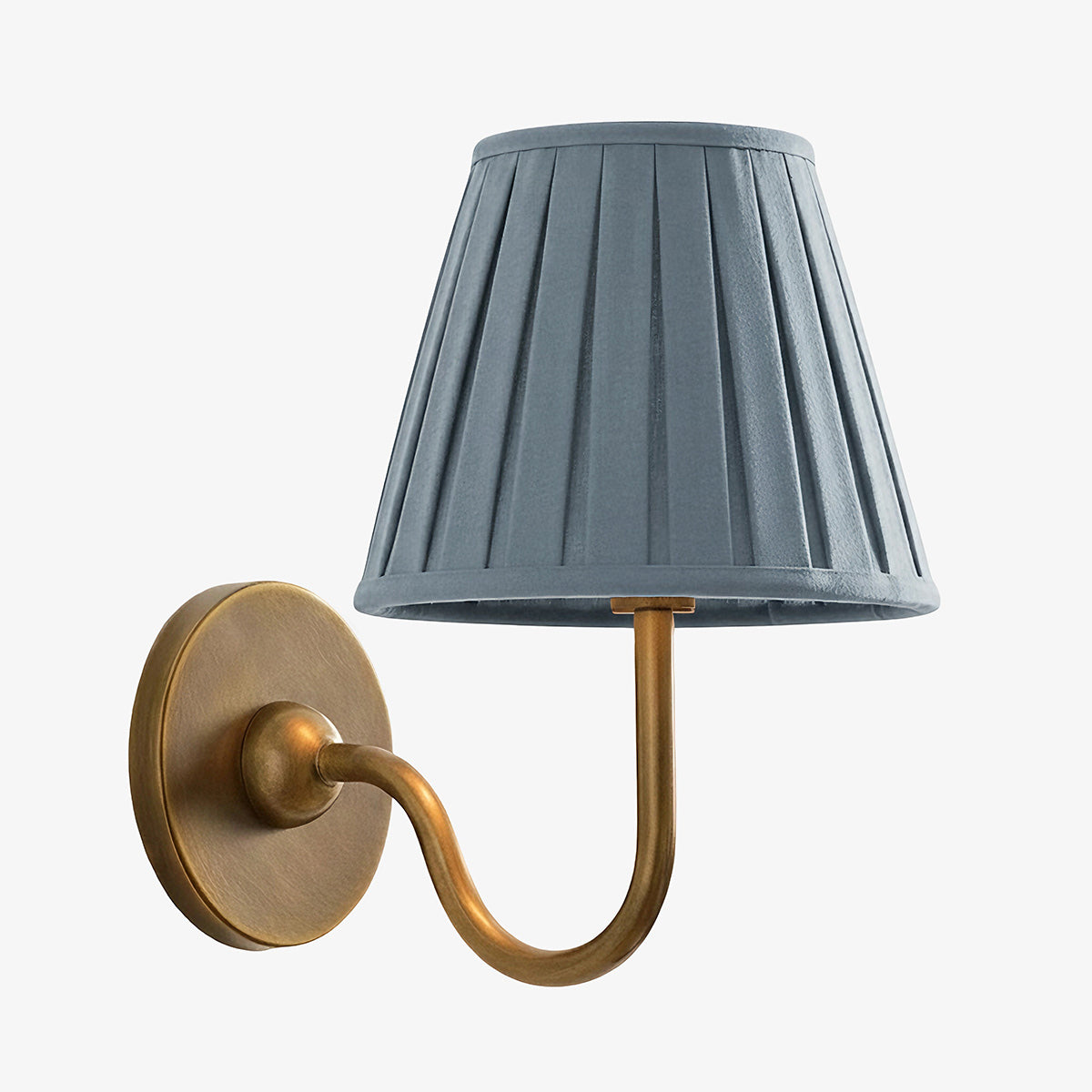 Applique murale élégante à abat-jour plissé en tissu – Éclairage classique et raffiné pour chambre et salon | Koossa