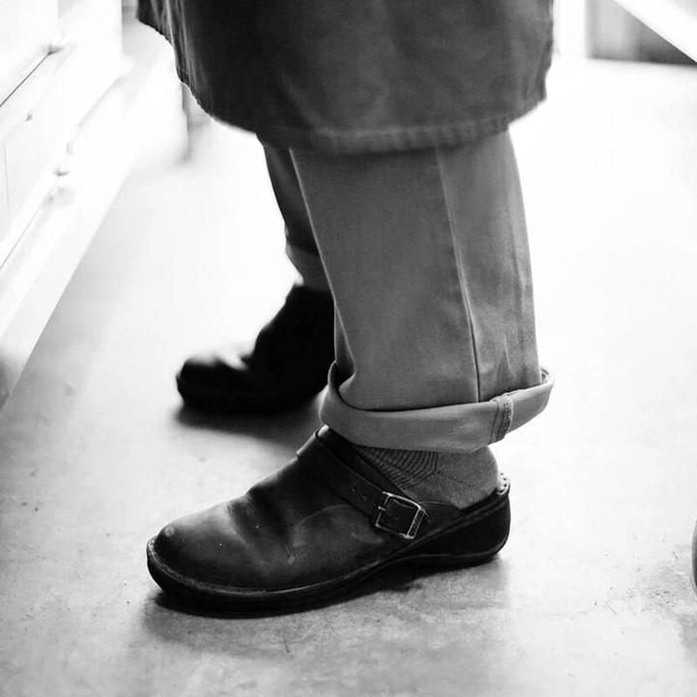 Men's Adjustable Leather Clogs — Everyday Comfort Shoes with Cushioned Footbed & Timeless Design | Koossa