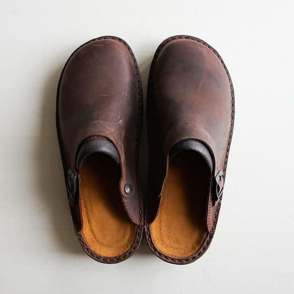 Men's Adjustable Leather Clogs — Everyday Comfort Shoes with Cushioned Footbed & Timeless Design | Koossa