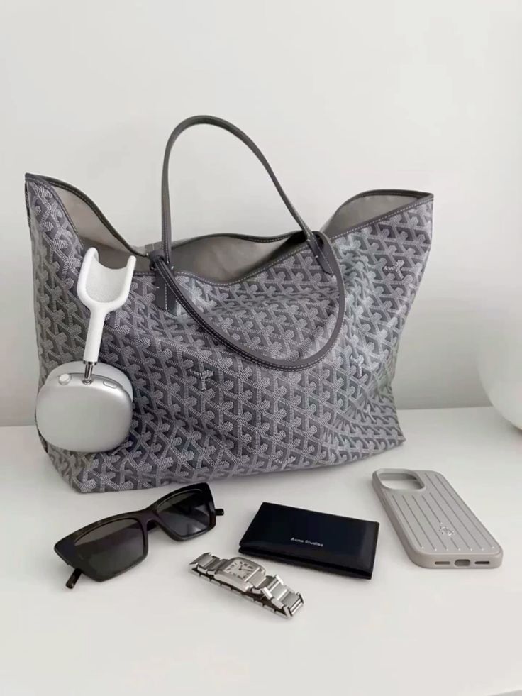 Women's Spacious Tote Bag with Interior Compartment — Classic Everyday Handbag for Work & Weekend | Koossa