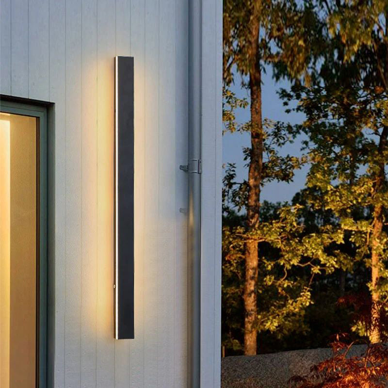 Applique murale LED extérieure verticale noire aluminium IP65 30–200 cm façade jardin allée éclairage moderne | Koossa