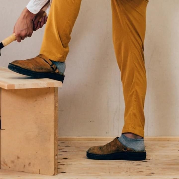 Men's Leather Clogs — Comfortable Slip-On Shoes with Cushioned Footbed for Everyday Wear & Relaxed Occasions | Koossa
