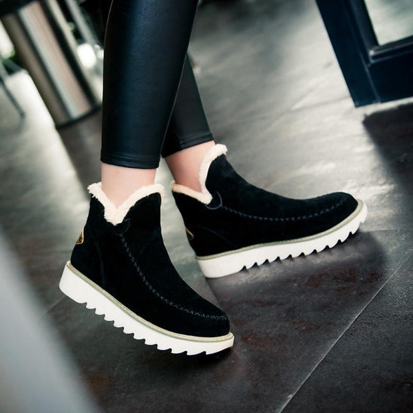 Women's Slip-On Ankle Boots with Platform Sole and Stitch Detail in Khaki, Brown, and Black | Comfortable Winter Footwear for Everyday Wear | Koossa