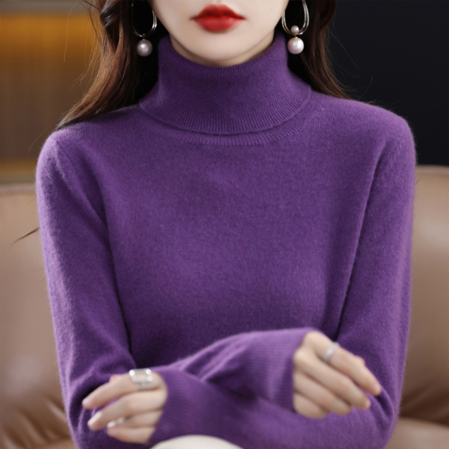 Women's Luxurious Rollneck Jumper — Classic Turtleneck Pullover for Autumn & Winter | Koossa