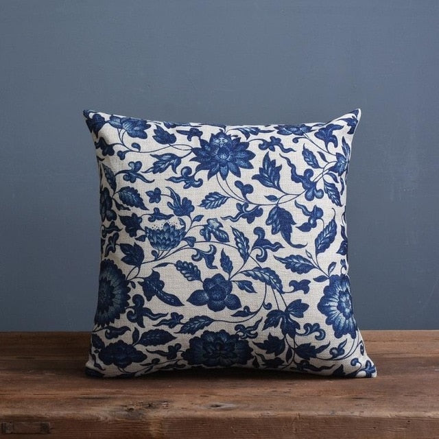 Housse de coussin en lin motif porcelaine bleue et blanche inspiration chinoise pour canapé et chambre | Koossa