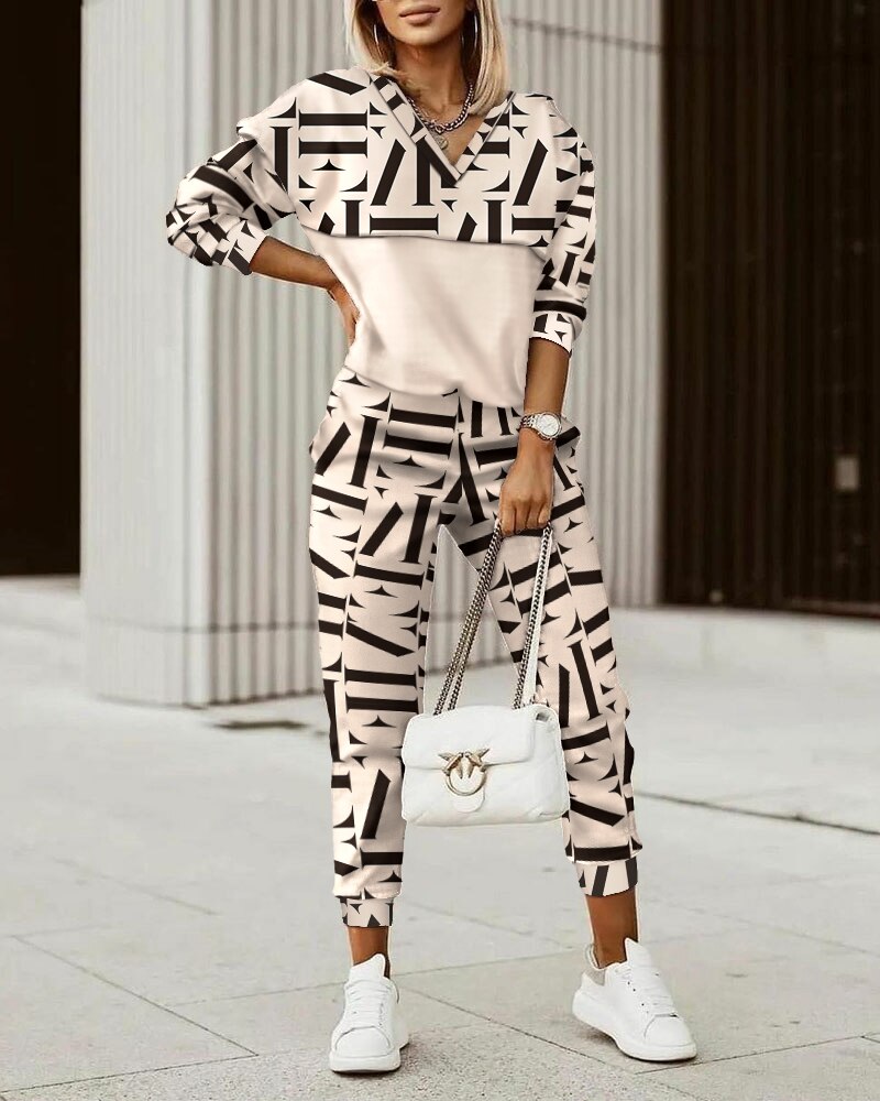 Women's Relaxed Fit Co-ord Lounge Set — Elegant Two-Piece Activewear for Comfortable Home & Leisure Wear | Koossa