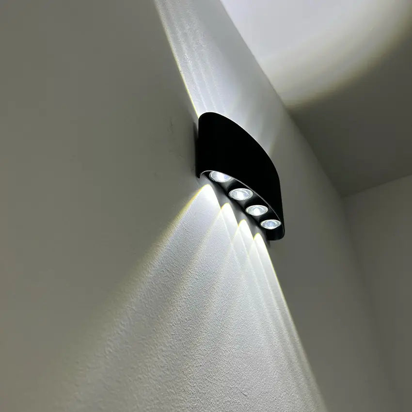 Applique murale LED IP65 double faisceau haut-bas intérieur extérieur moderne pour façade terrasse couloir | Koossa