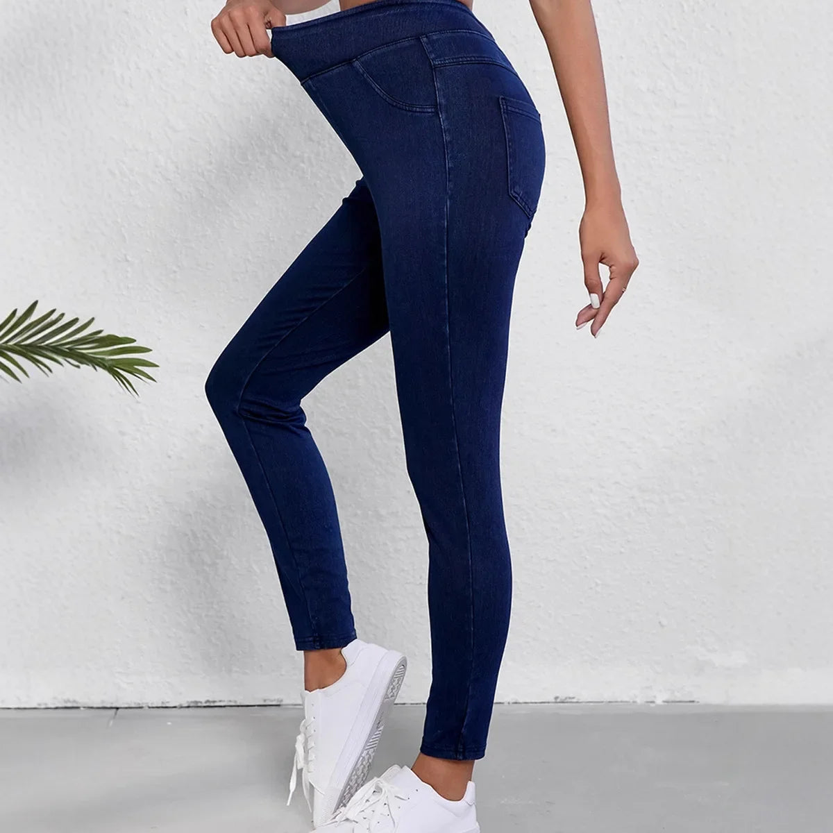 Women's High-Rise Slim Jeans in Stretch Denim – Dark Blue & Black Classic Fit for Everyday Elegance | Koossa