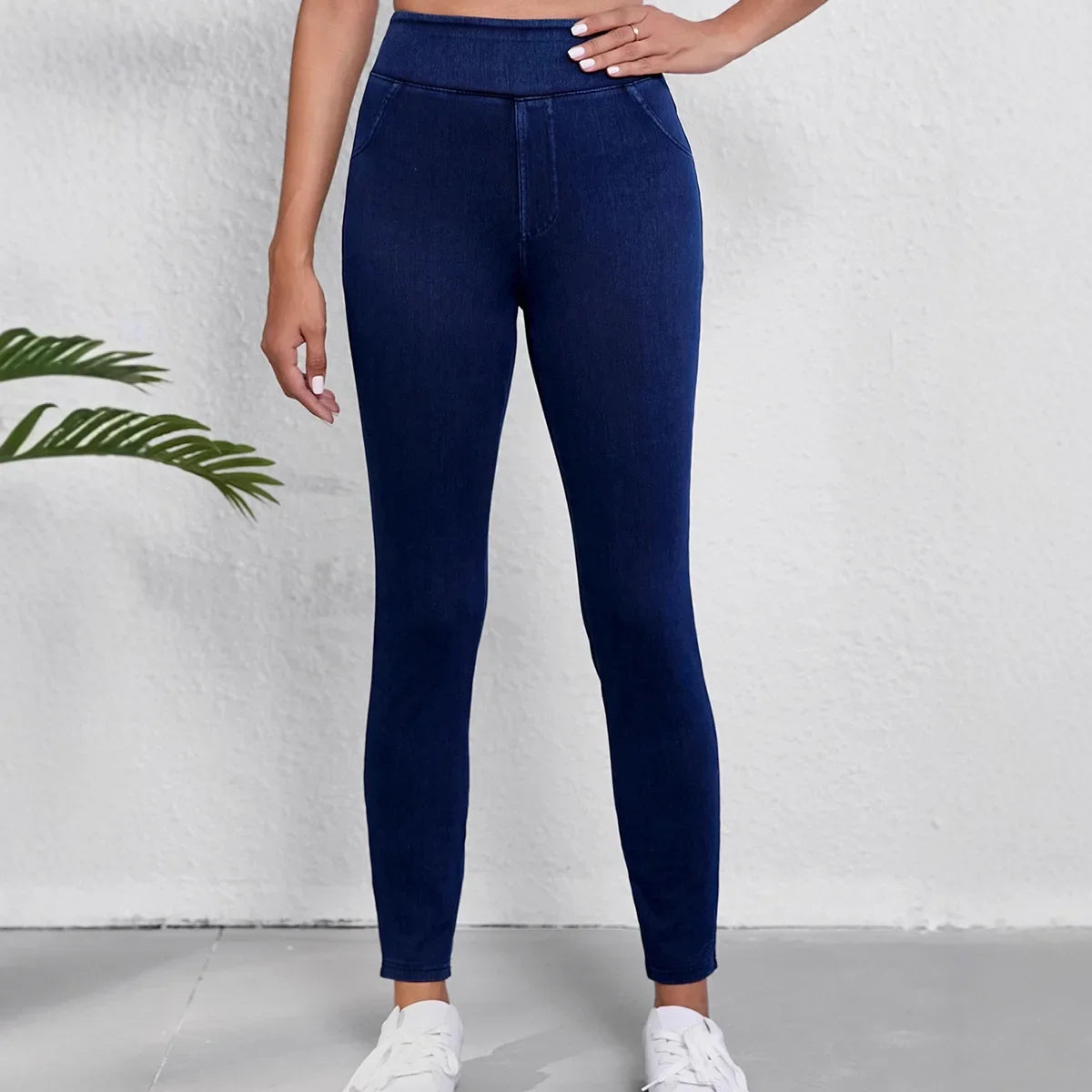 Women's High-Rise Slim Jeans in Stretch Denim – Dark Blue & Black Classic Fit for Everyday Elegance | Koossa